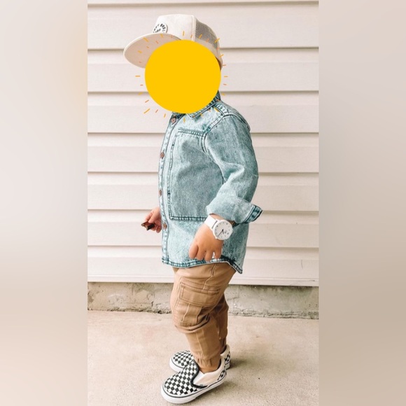 Boys JEAN JACKET ONLY NO OTHER ITEMS AVAILABLE from this picture. size 4T - Picture 2 of 2